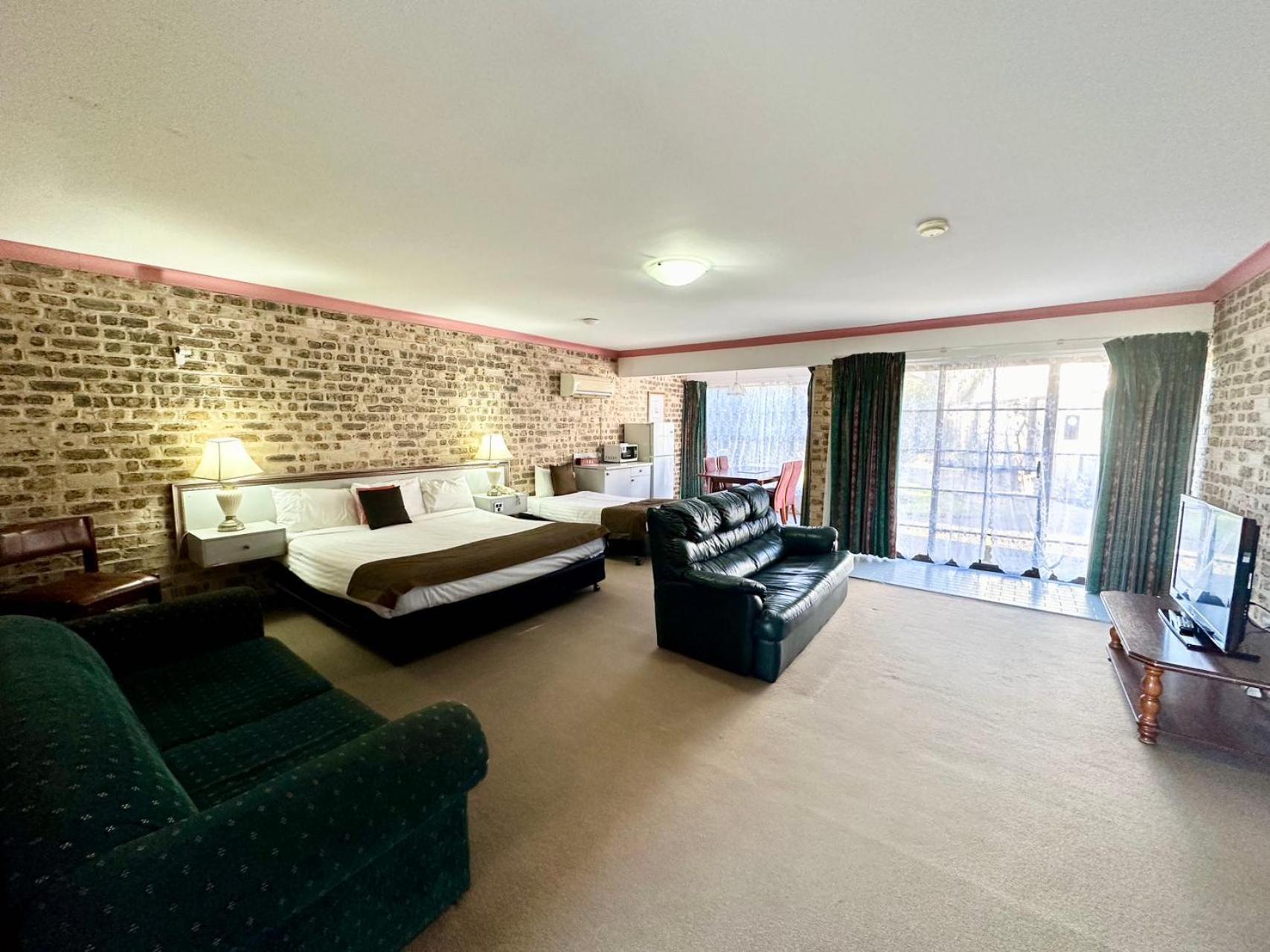 Sir Francis Drake Motel Heatherbrae Buitenkant foto