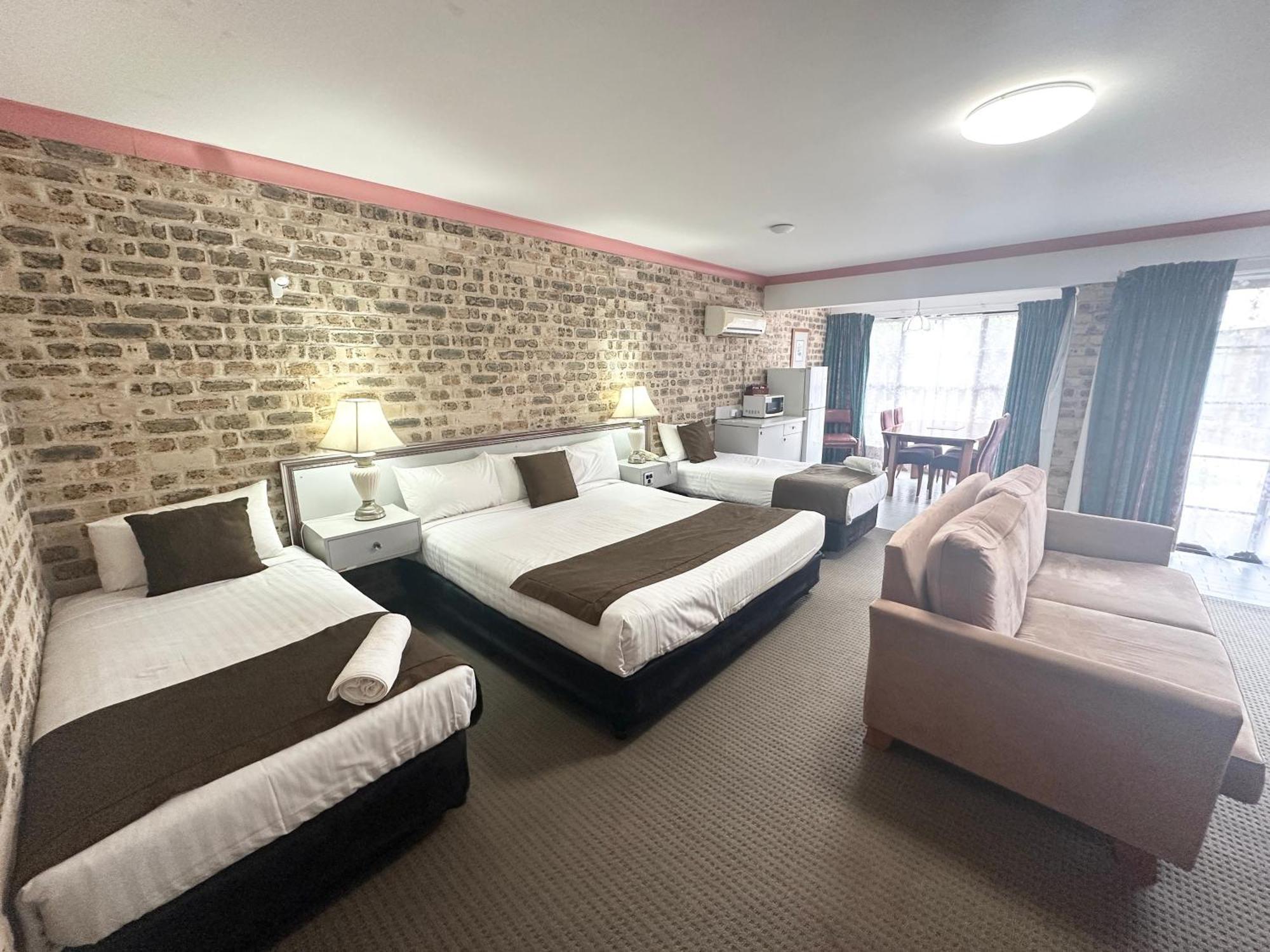 Sir Francis Drake Motel Heatherbrae Buitenkant foto